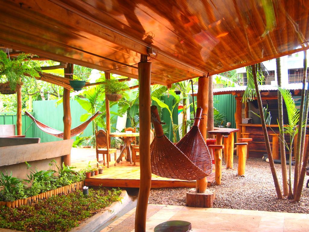 Coral Reef Surf Hostel And Camp Tamarindo Cameră foto