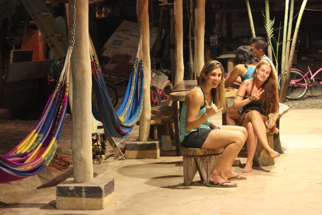 Coral Reef Surf Hostel And Camp Tamarindo Cameră foto